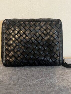 Black Woven Zip Around Wallet | Faux Bottega Style | Organizer Clutch